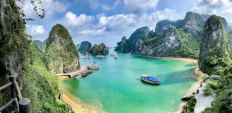 Hanoi – Ha Long - Photo 2